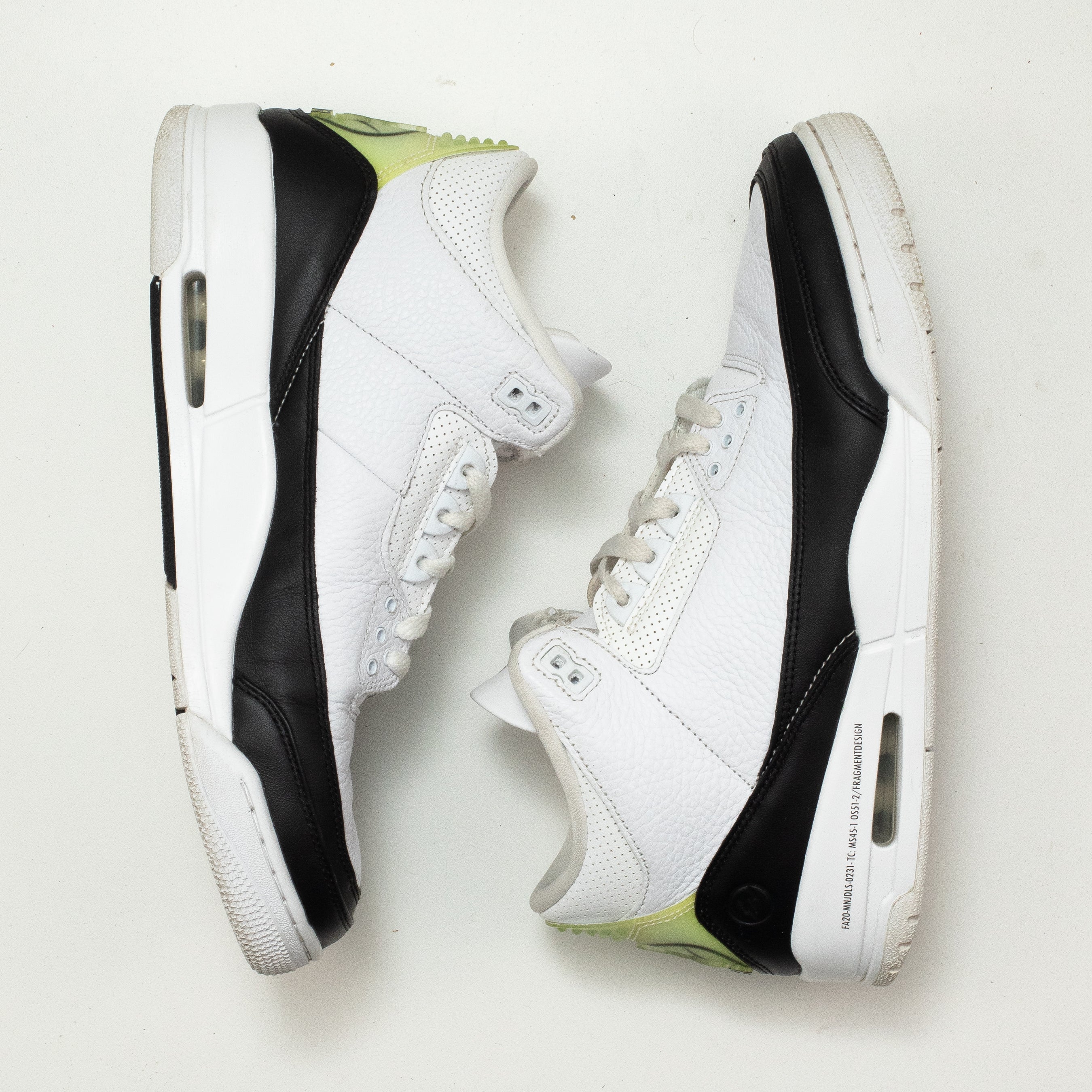 AIR JORDAN 3 FRAGMENT [USED - SIZE 11]