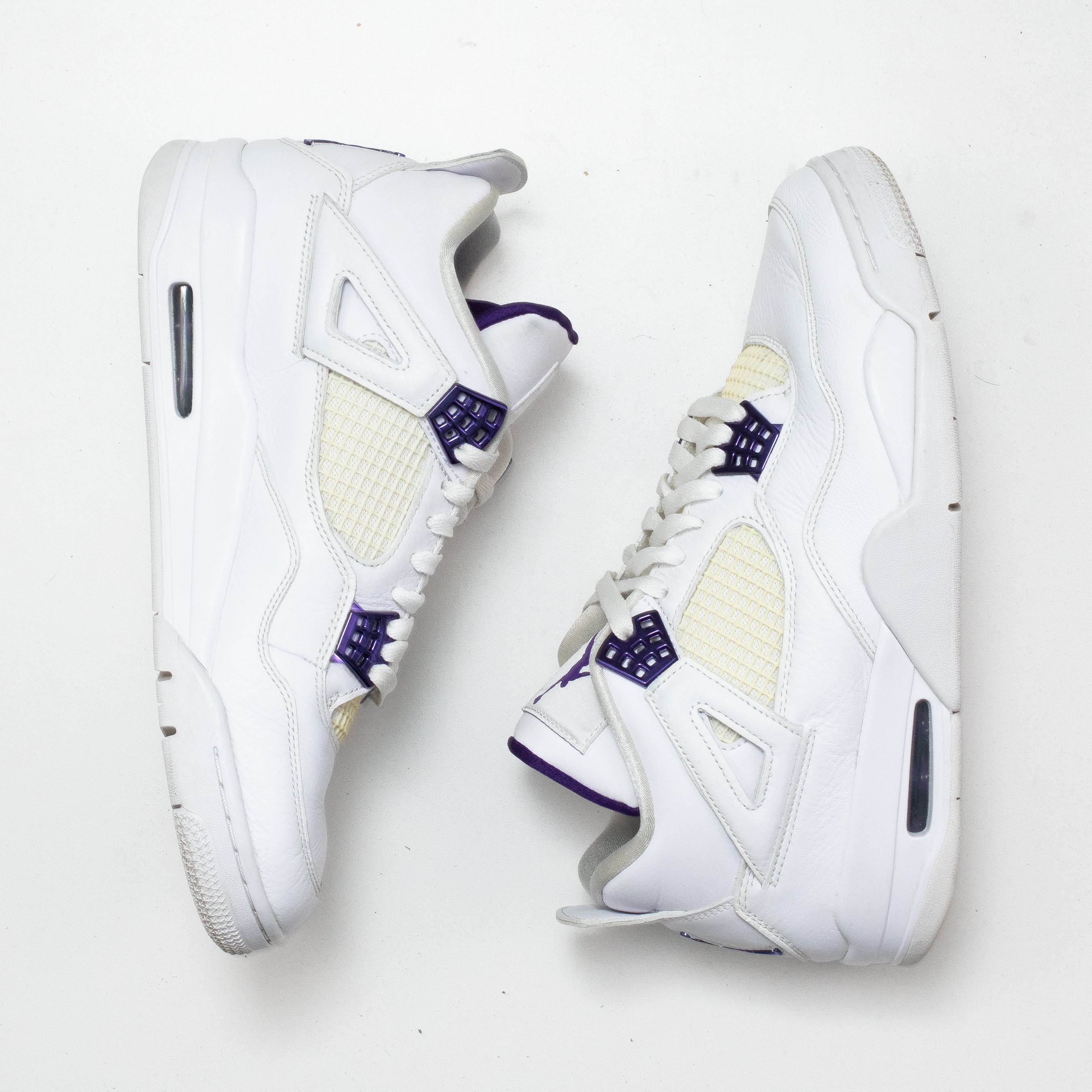 AIR JORDAN 4 METALLIC PURPLE [USED - SIZE 10.5]
