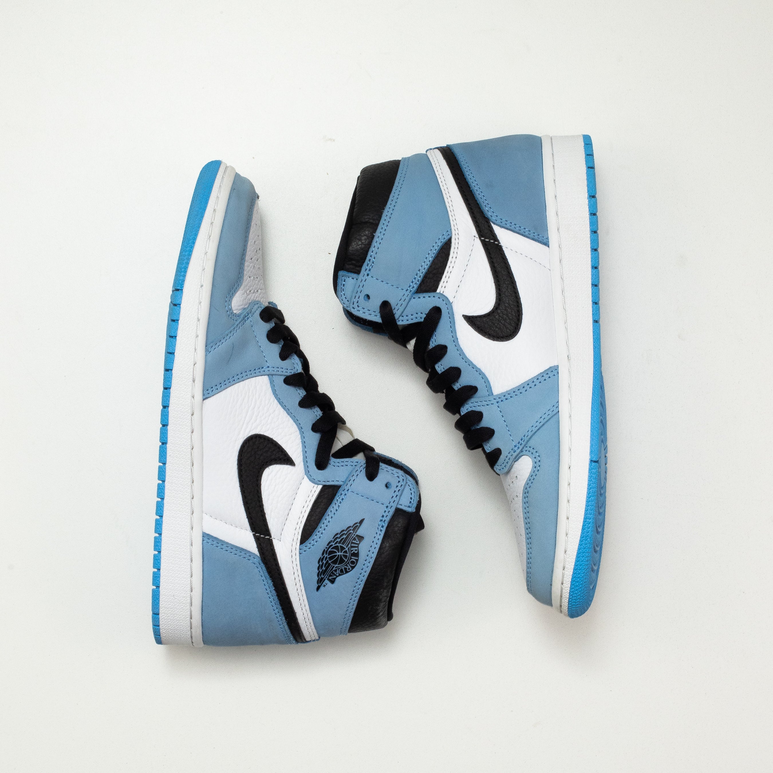 AIR JORAN 1 HIGH UNIVERSITY BLUE [USED - SIZE 8.5]