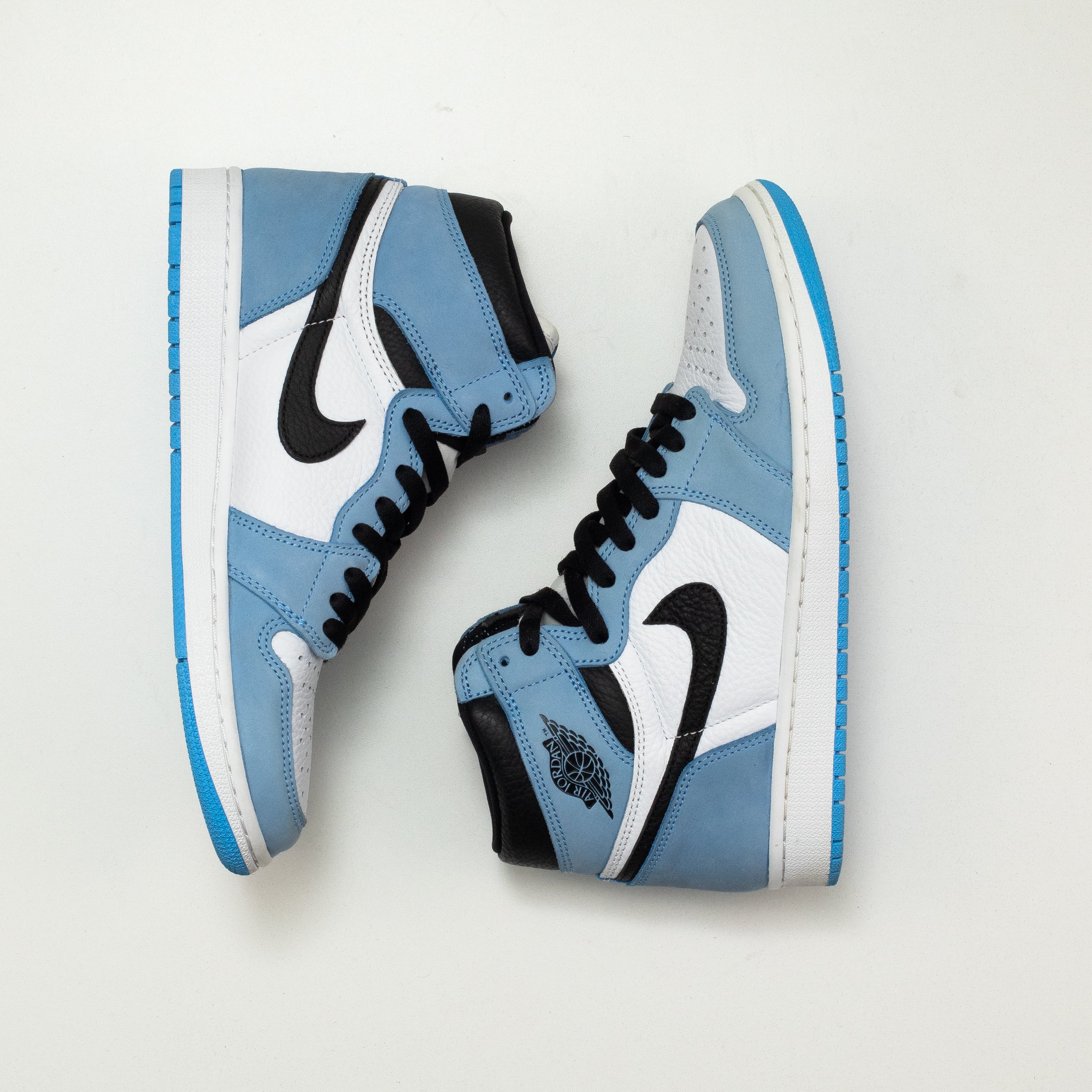 AIR JORAN 1 HIGH UNIVERSITY BLUE [USED - SIZE 8.5]