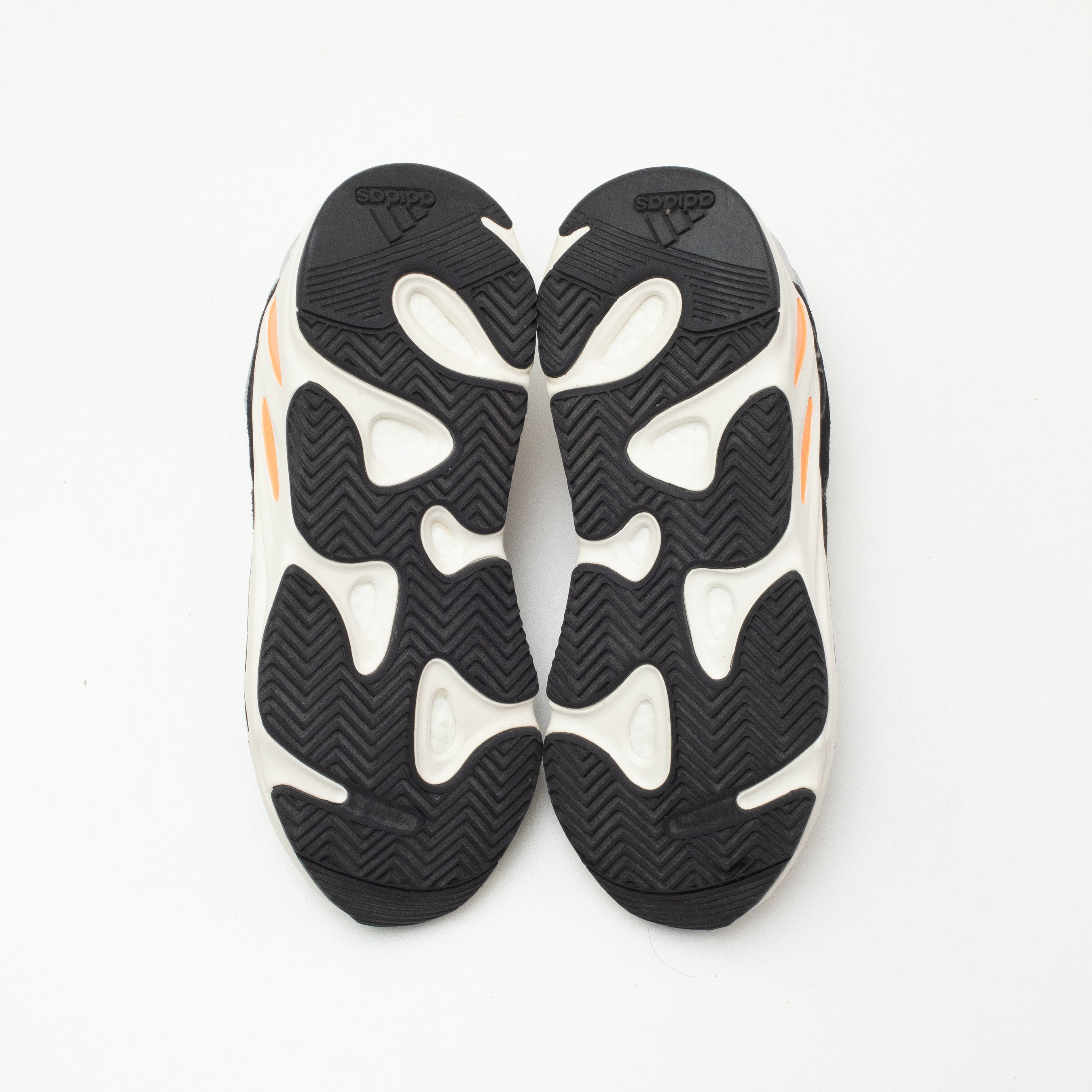 used yeezy 700 wave runner