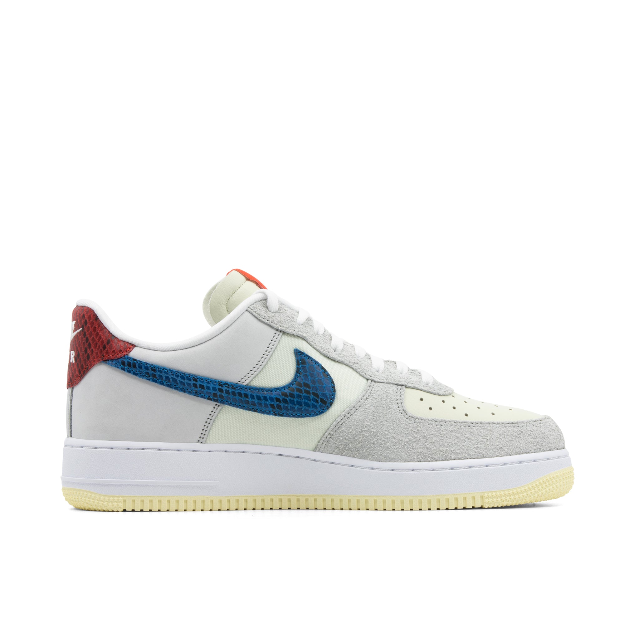 NIKE AIR FORCE 1 LOW UNDFTD 5 ON IT
