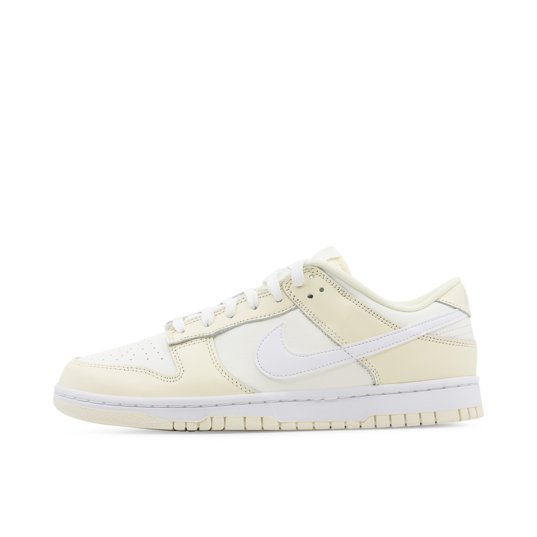 NIKE DUNK LOW 椰奶