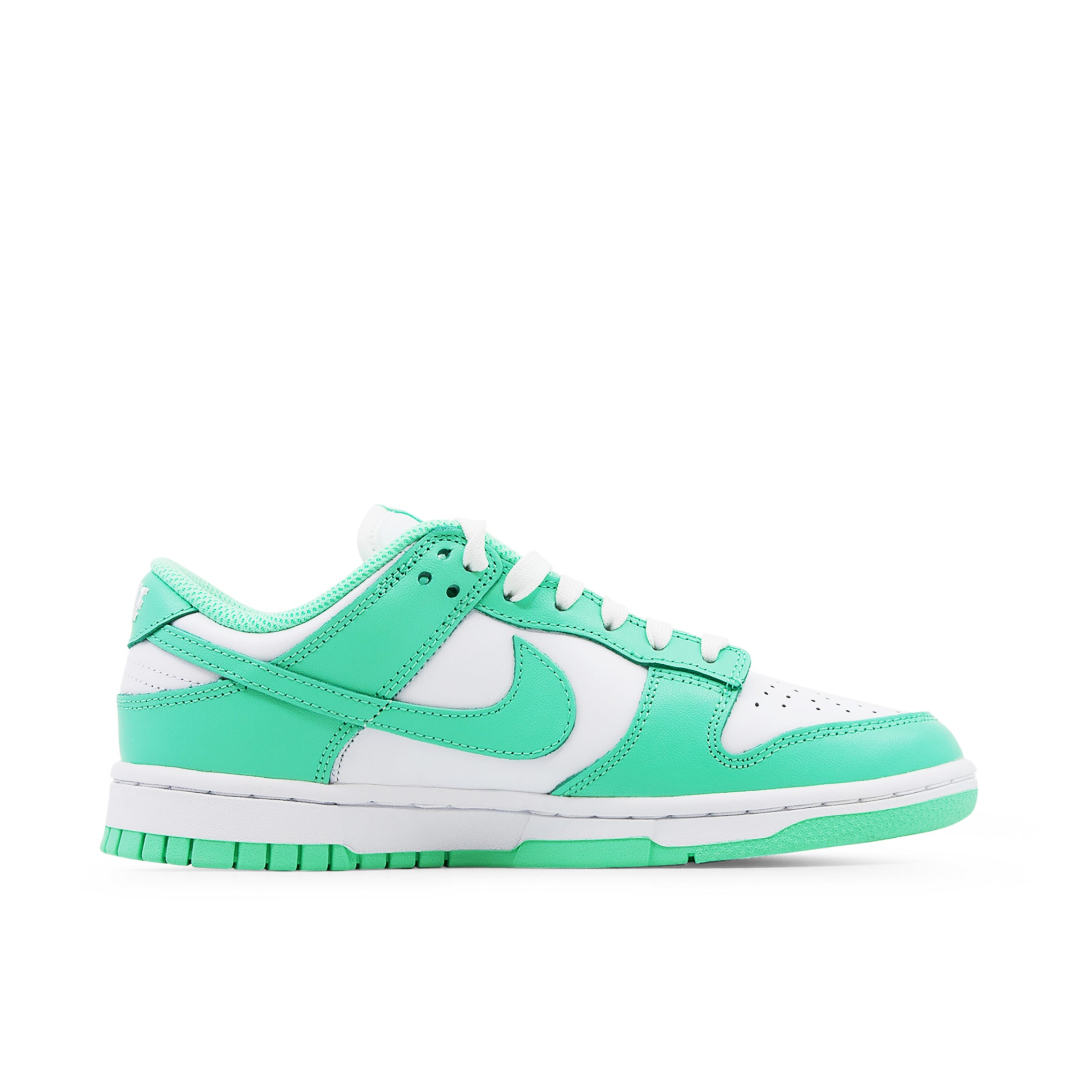 NIKE DUNK LOW MUJER VERDE BRILLO