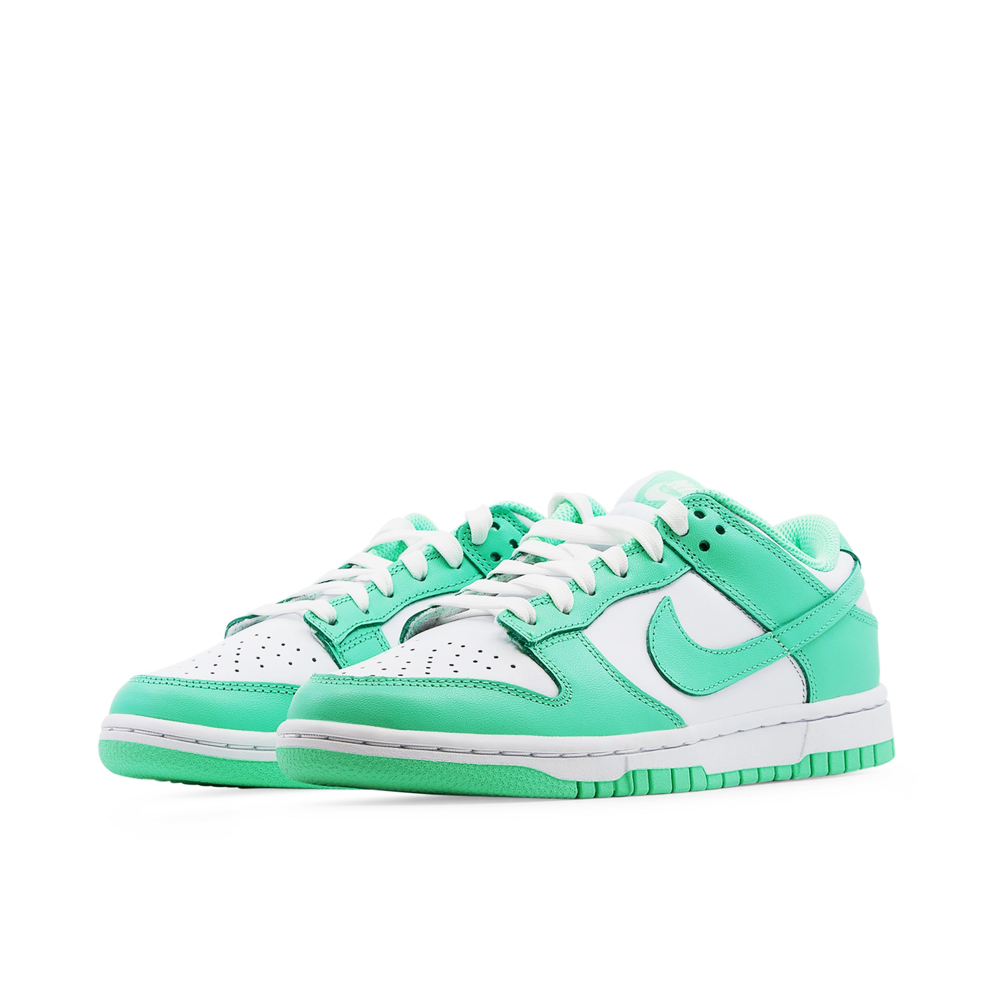 NIKE DUNK LOW MUJER VERDE BRILLO